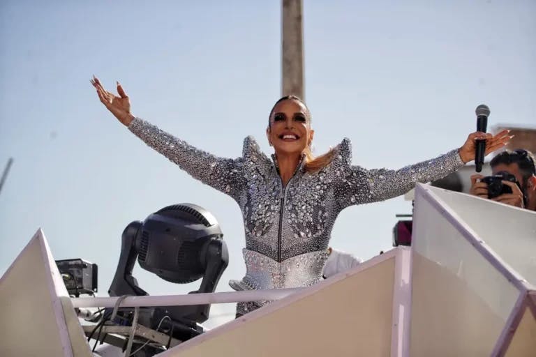 ivete-sangalo-alcanca-marca-de-7-milhoes-no-spotify